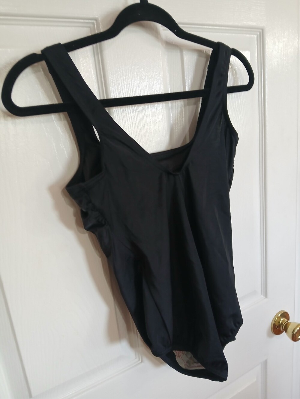 NWOT Lands End Classic Black One-Piece Swimsuit Vacation Cruise Pool Beach - Picture 4 of 4